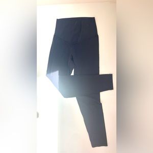 Navy Aerie 7/8 Leggings